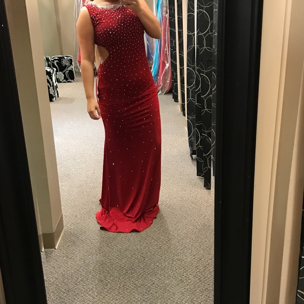 Prom dress - Picture 3 of 4